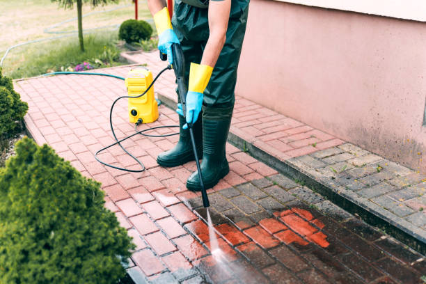 Best Garage Pressure Washing  in Glade Spring, VA