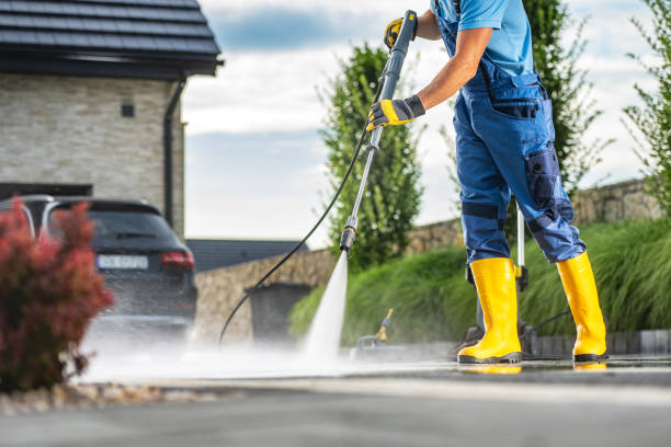 Why Choose Our Certified Pressure Washing Experts for Your Project Needs in Glade Spring, VA?